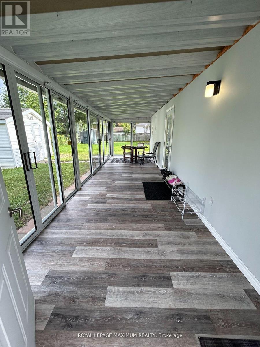 












360 FIRST AVENUE

,
Welland,




Ontario
L3C5Y9

