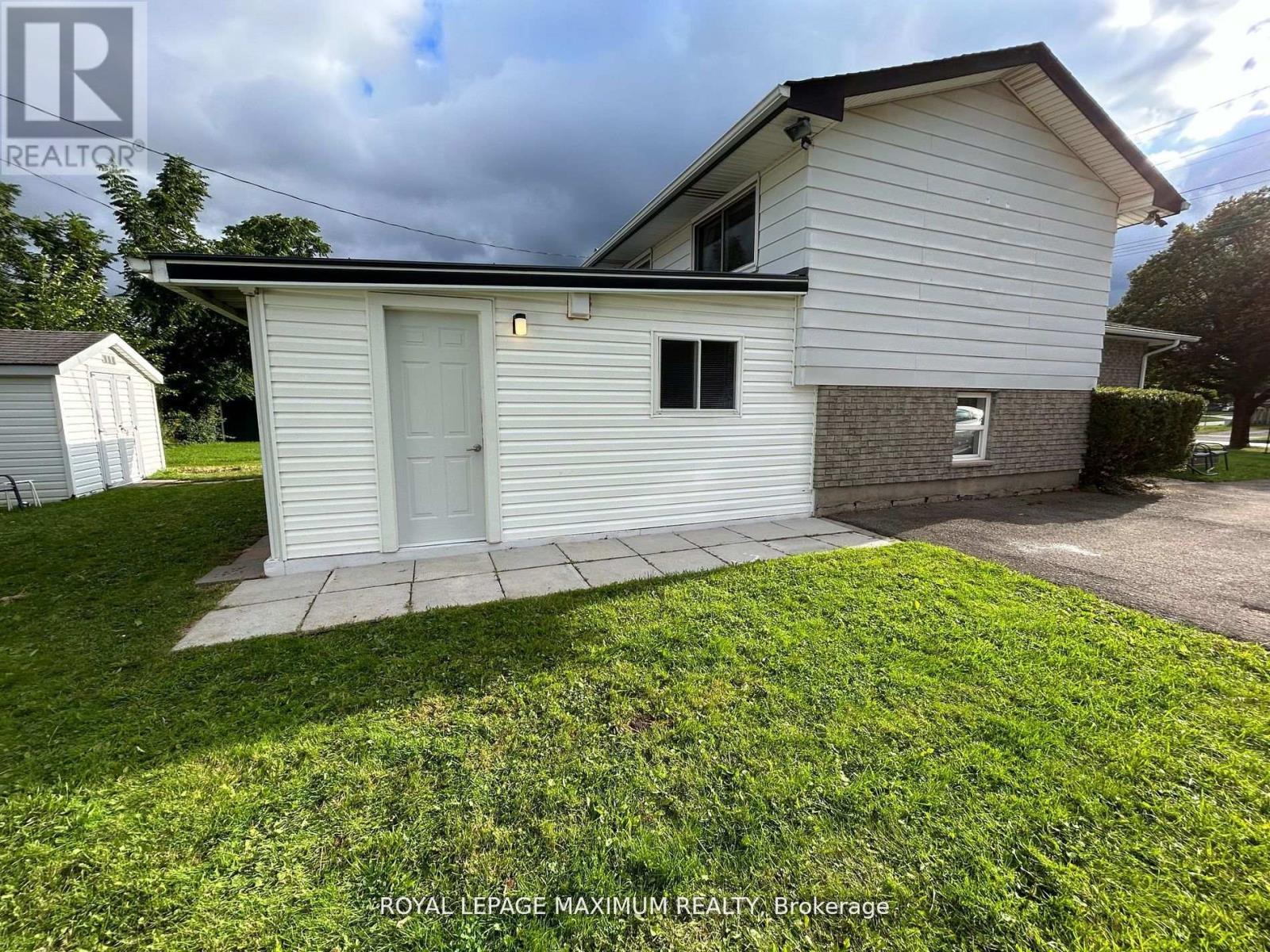 












360 FIRST AVENUE

,
Welland,




Ontario
L3C5Y9

