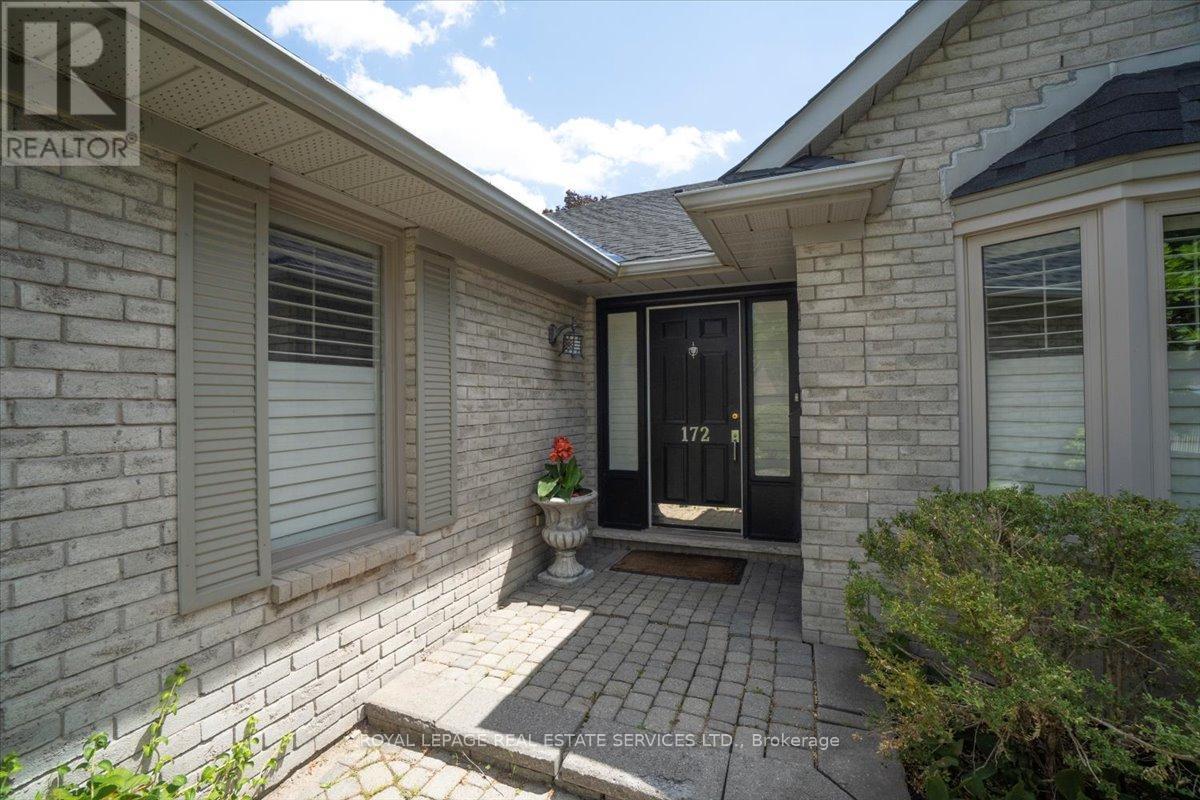 












172 RIVER OAKS BOULEVARD E

,
Oakville,




Ontario
L6H5N7

