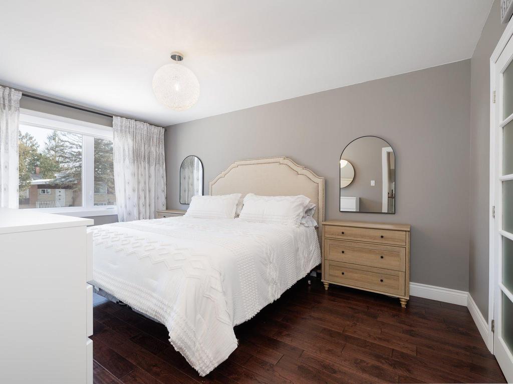 









28


Rue Hazelwood

,
Dollard-des-Ormeaux,




QC
H9A2N6

