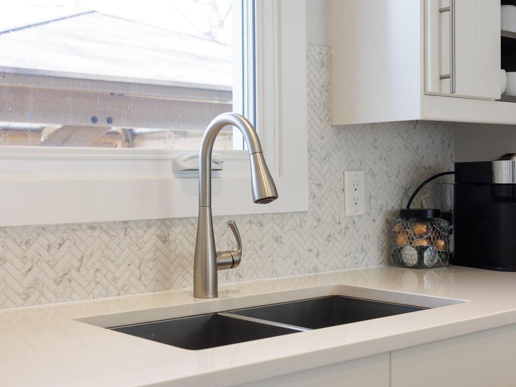 









28


Rue Hazelwood

,
Dollard-des-Ormeaux,




QC
H9A2N6

