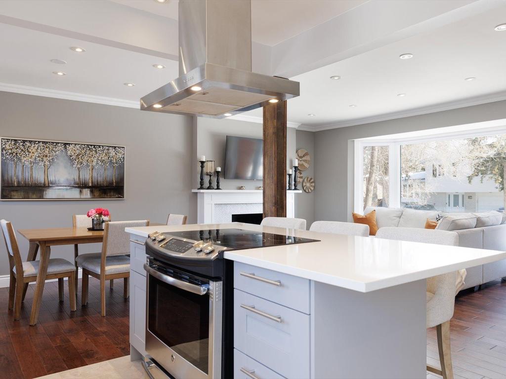 









28


Rue Hazelwood

,
Dollard-des-Ormeaux,




QC
H9A2N6

