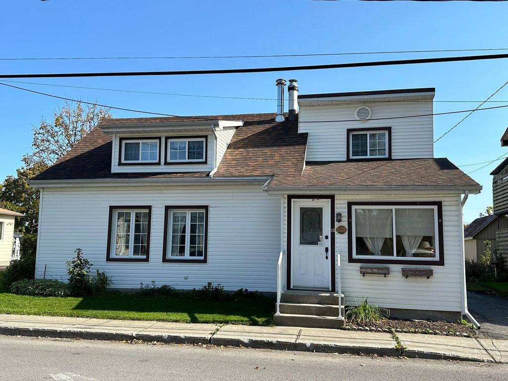 









22


Rue St-Joseph

,
Saint-Louis-de-Gonzague,




QC
J0S1T0

