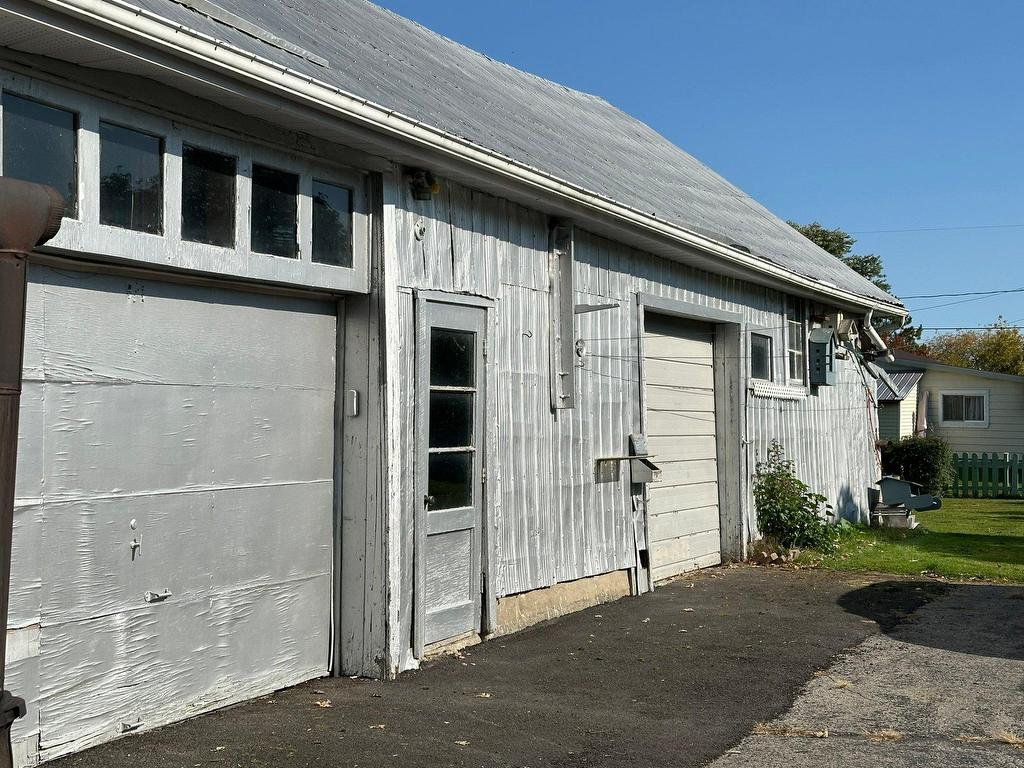 









22


Rue St-Joseph

,
Saint-Louis-de-Gonzague,




QC
J0S1T0

