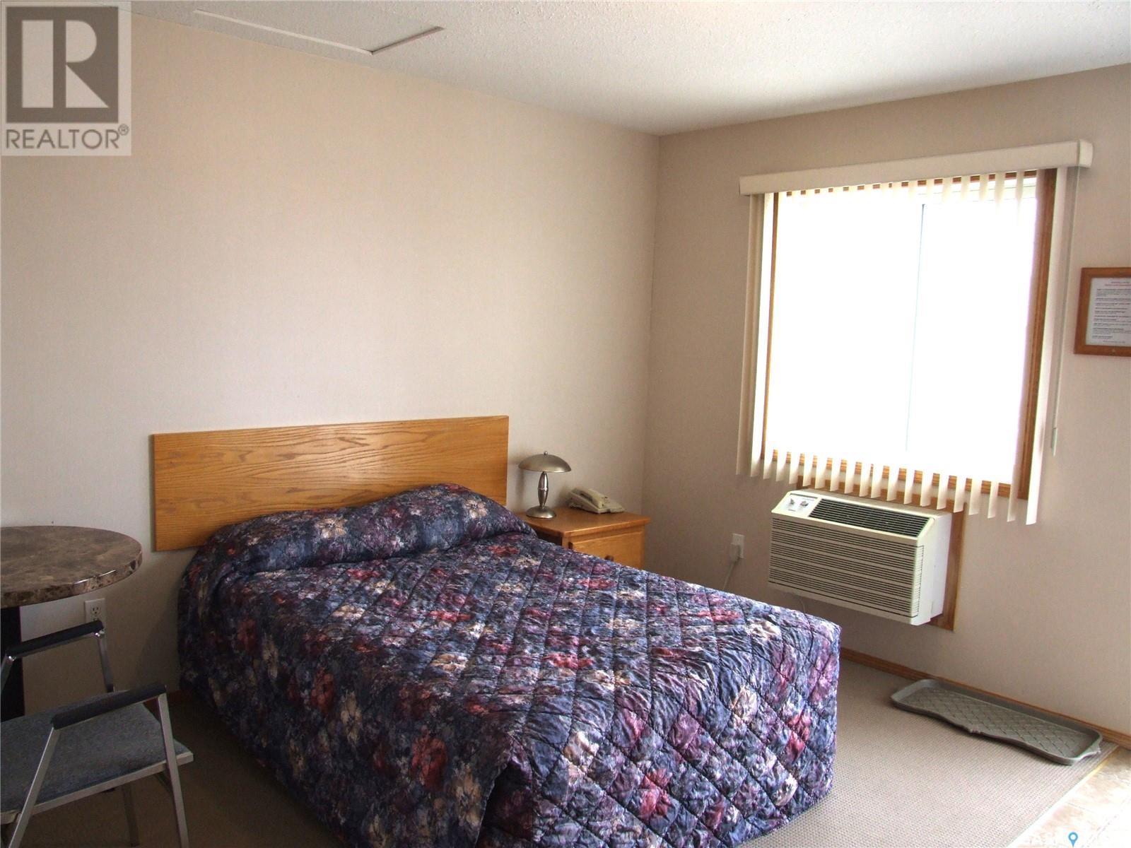 












401 Martin STREET

,
Burstall,




Saskatchewan
S0N0H0

