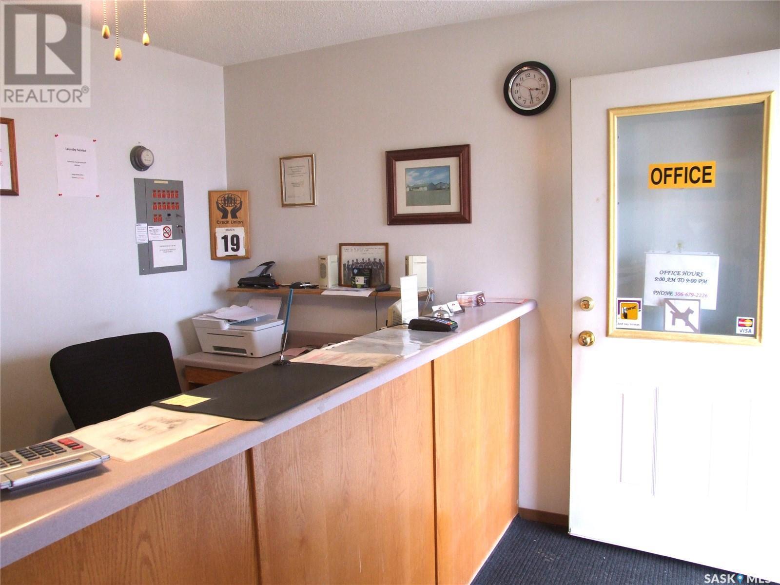 












401 Martin STREET

,
Burstall,




Saskatchewan
S0N0H0

