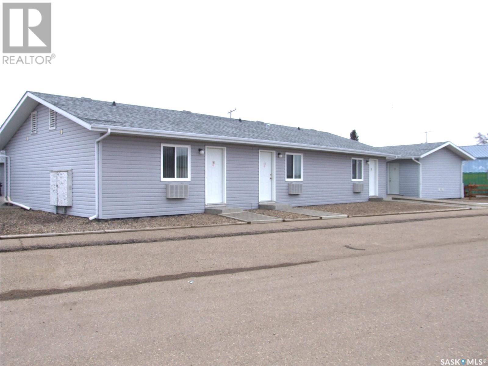 












401 Martin STREET

,
Burstall,




Saskatchewan
S0N0H0

