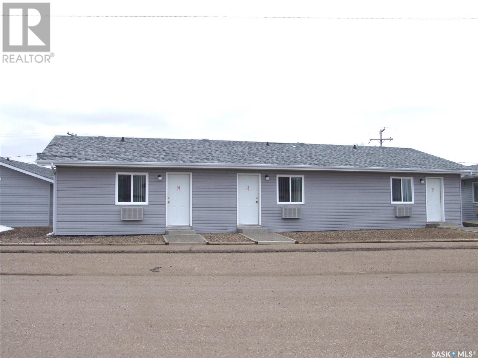 












401 Martin STREET

,
Burstall,




Saskatchewan
S0N0H0


