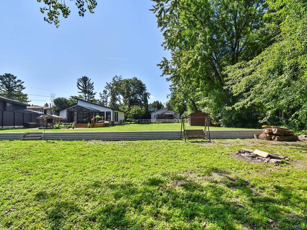 









625


Rue La Bruyère

,
Laval (Auteuil),




QC
H1H1X2

