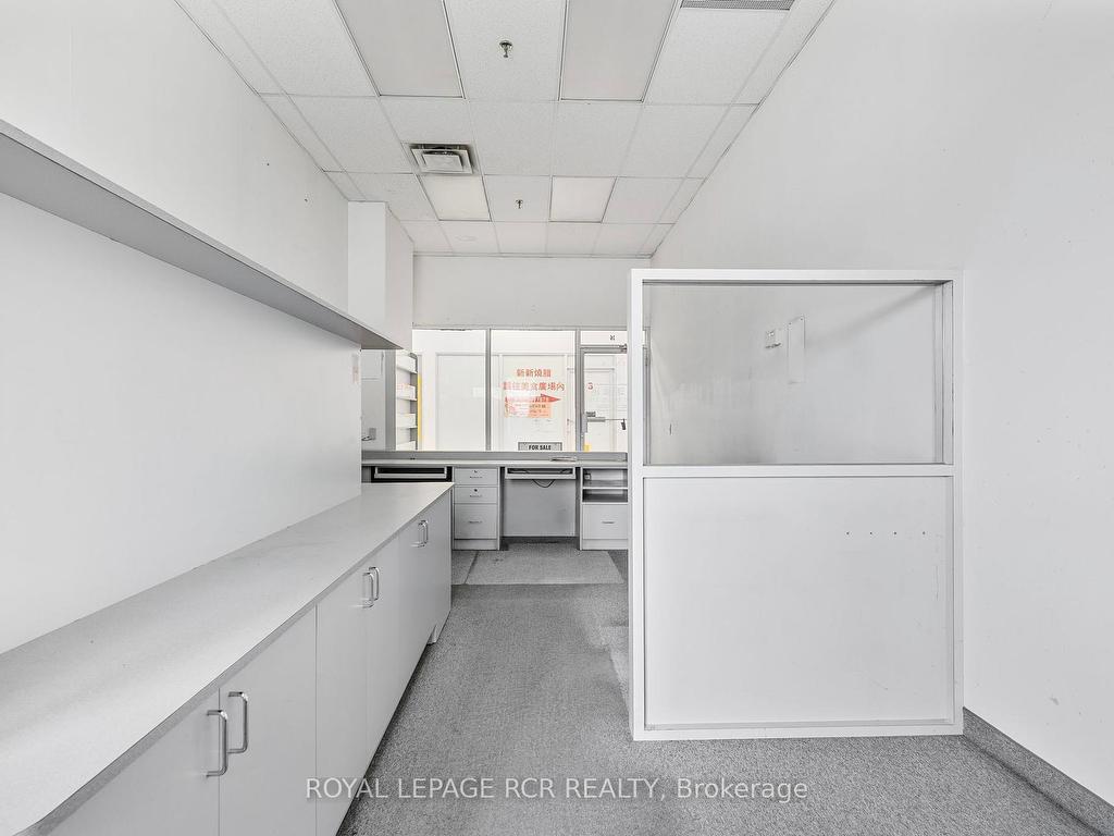 









3833


Midland

Avenue, 16,
Toronto,




ON
M1V 5L6

