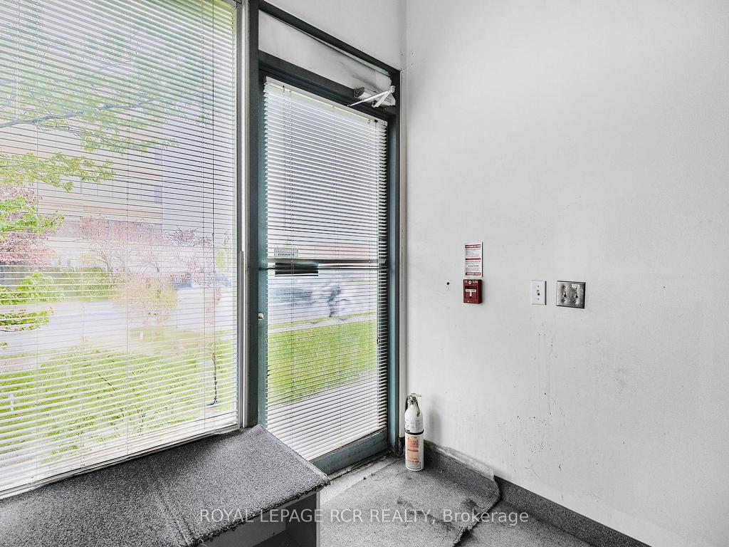 









3833


Midland

Avenue, 16,
Toronto,




ON
M1V 5L6

