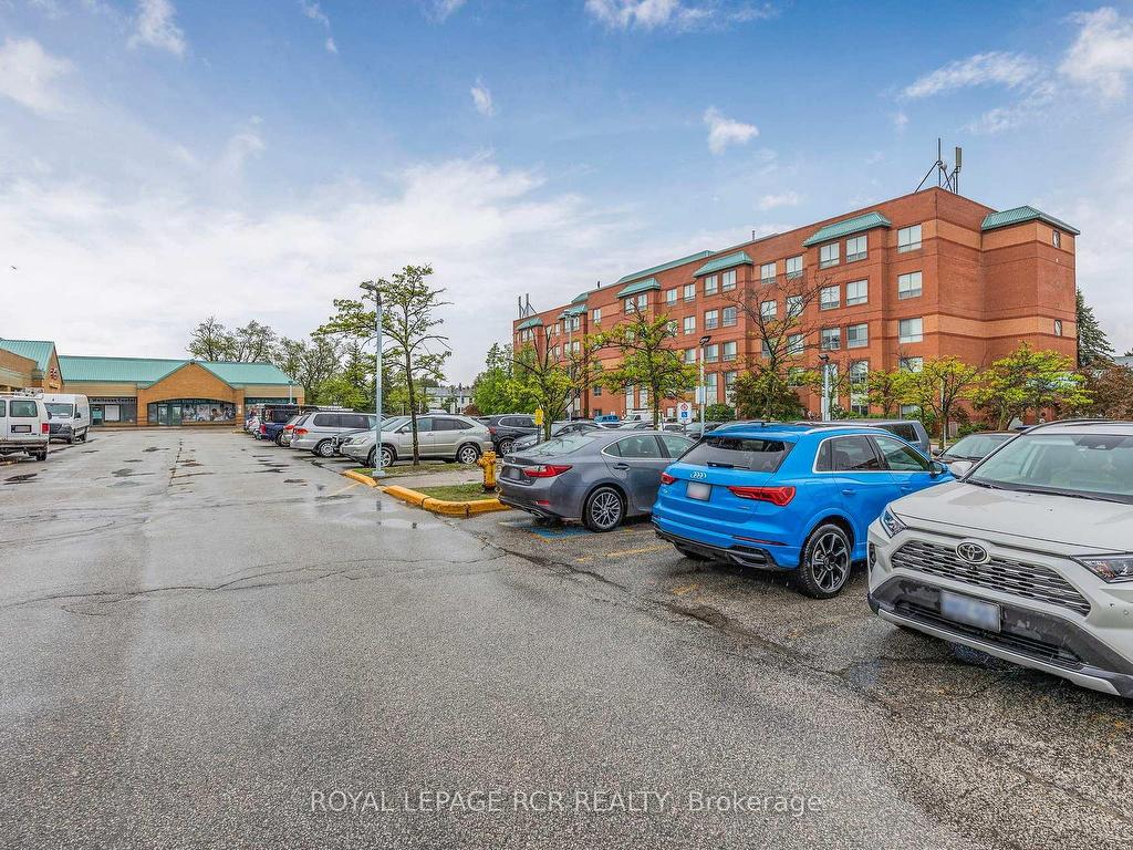 









3833


Midland

Avenue, 16,
Toronto,




ON
M1V 5L6

