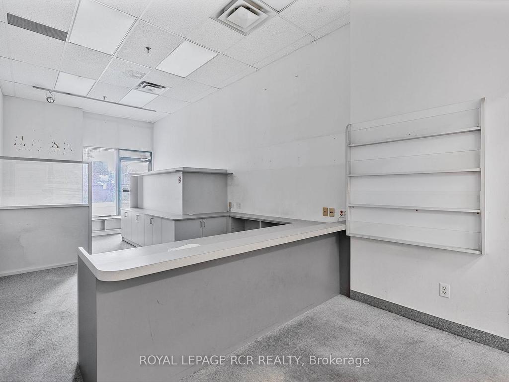 









3833


Midland

Avenue, 16,
Toronto,




ON
M1V 5L6

