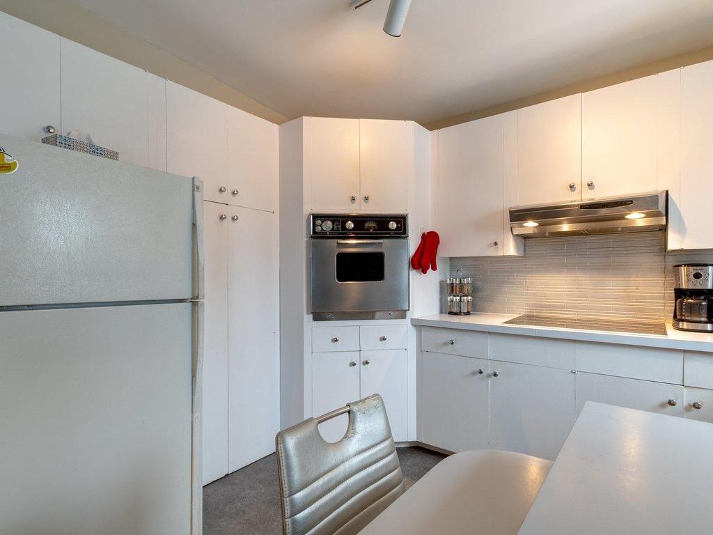 









223


Rue du Marquis

,
Sorel-Tracy,




QC
J3R2T3

