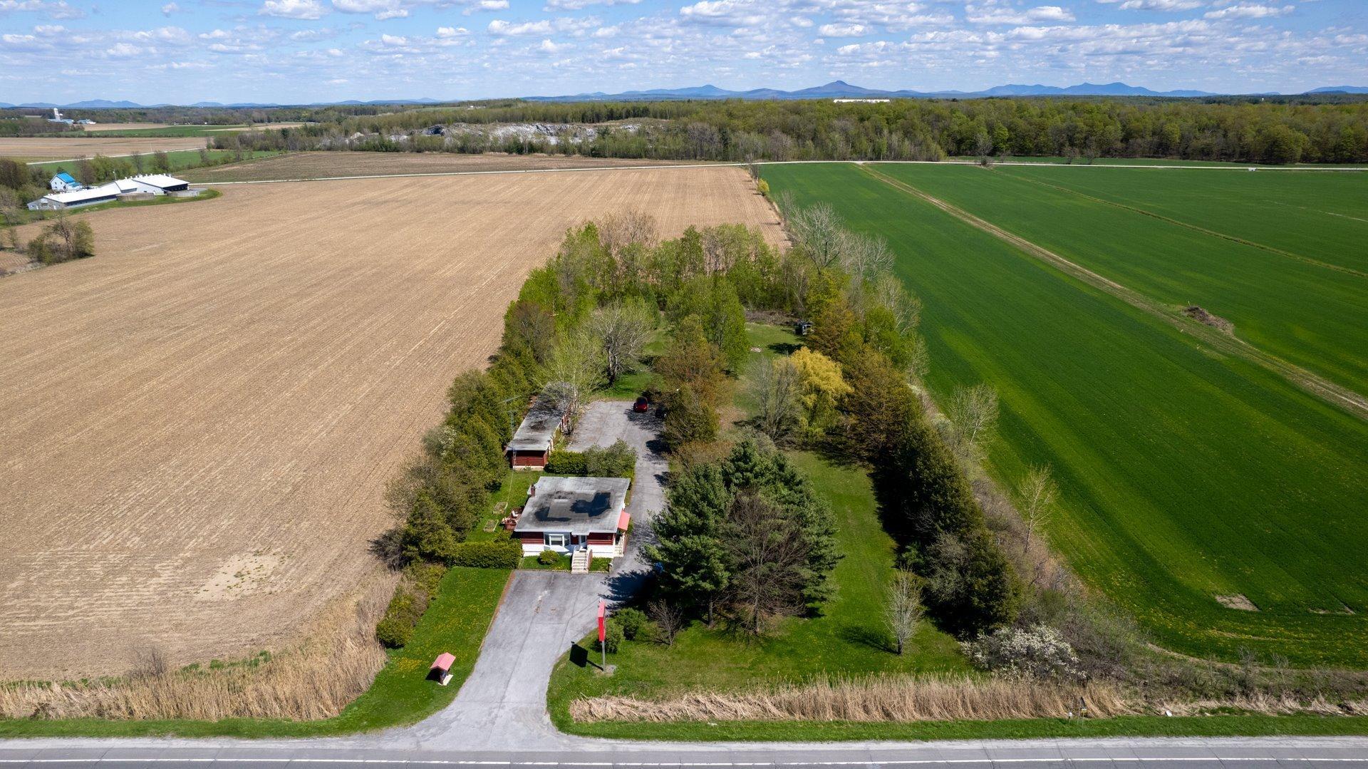 









1683


Route 133

,
Pike River,




QC
J0J1P0

