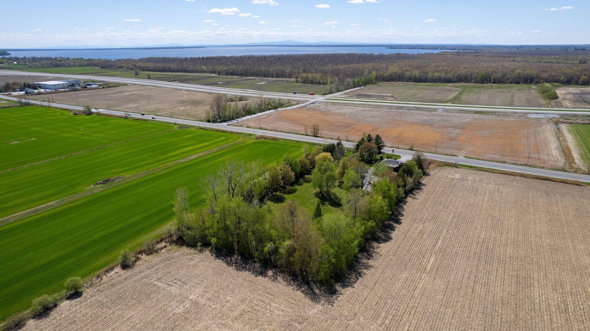 









1683


Route 133

,
Pike River,




QC
J0J1P0

