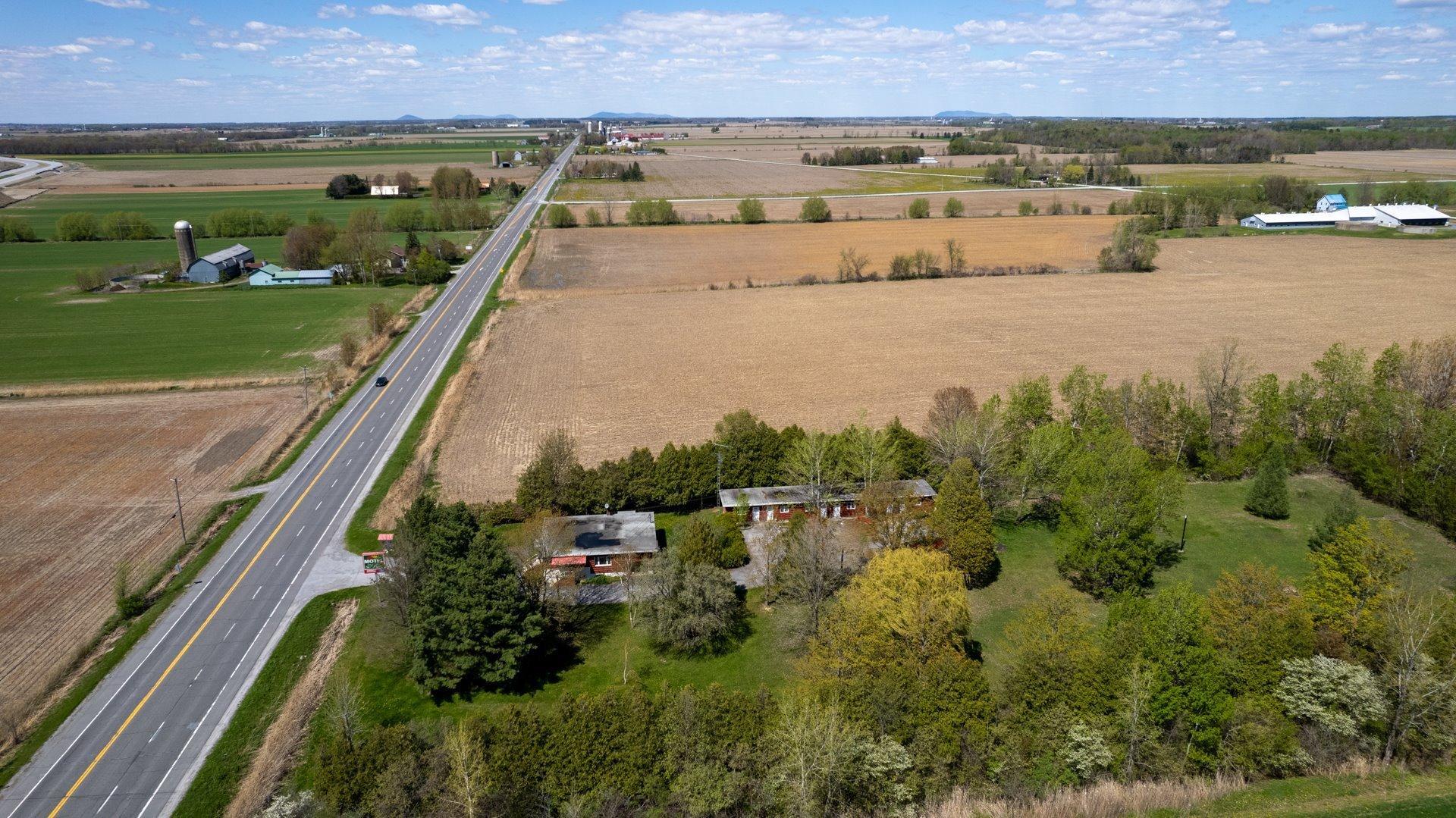 









1683


Route 133

,
Pike River,




QC
J0J1P0

