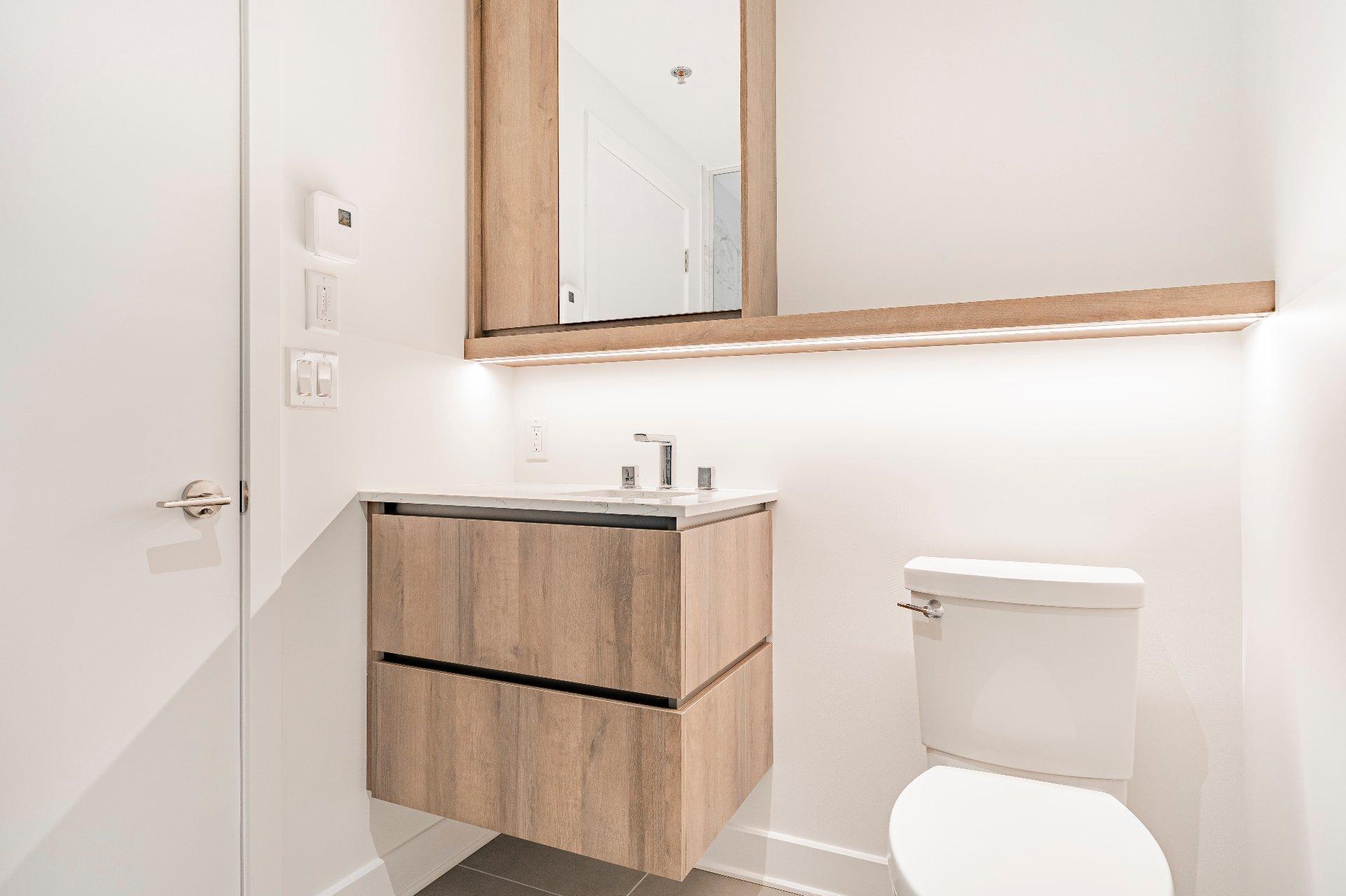 









170


Rue Rioux

, 715,
Montréal (Le Sud-Ouest),




QC
H3C2A5


