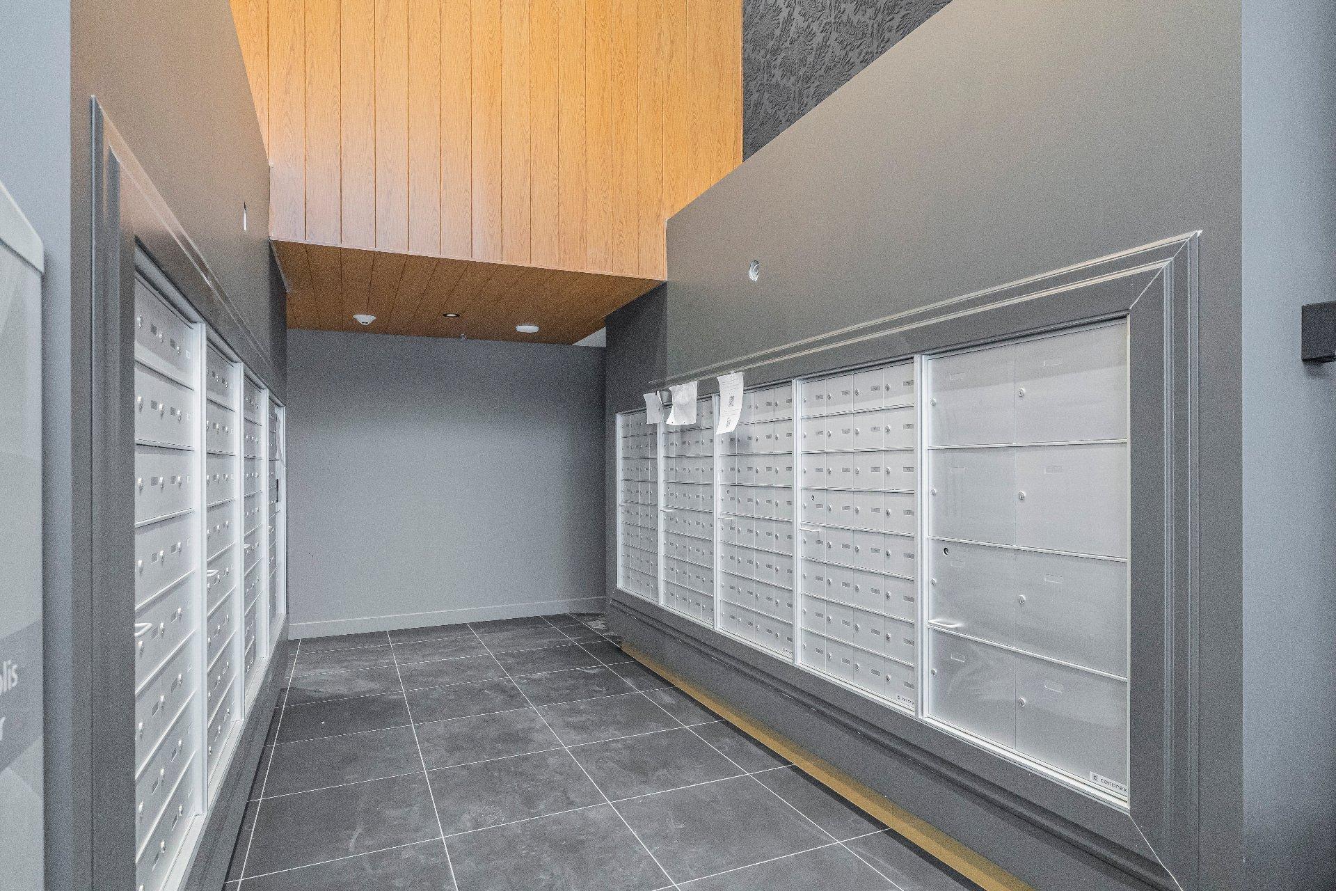 









170


Rue Rioux

, 715,
Montréal (Le Sud-Ouest),




QC
H3C2A5

