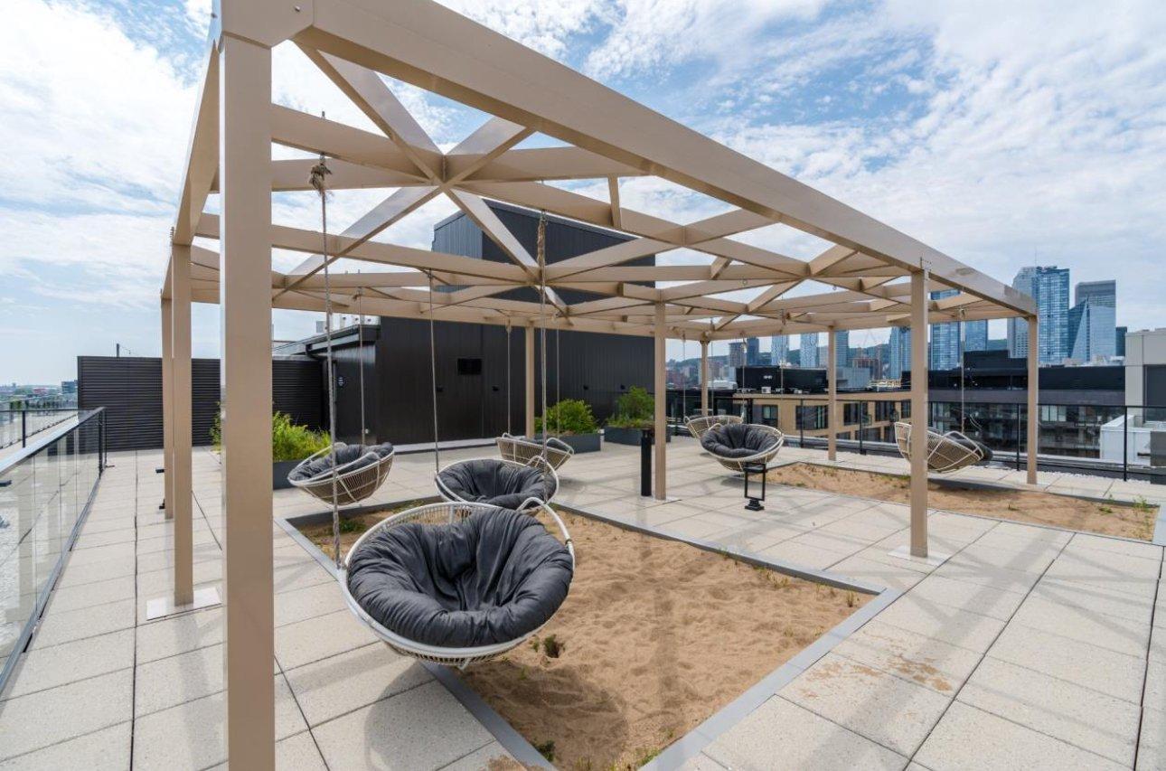 









170


Rue Rioux

, 715,
Montréal (Le Sud-Ouest),




QC
H3C2A5

