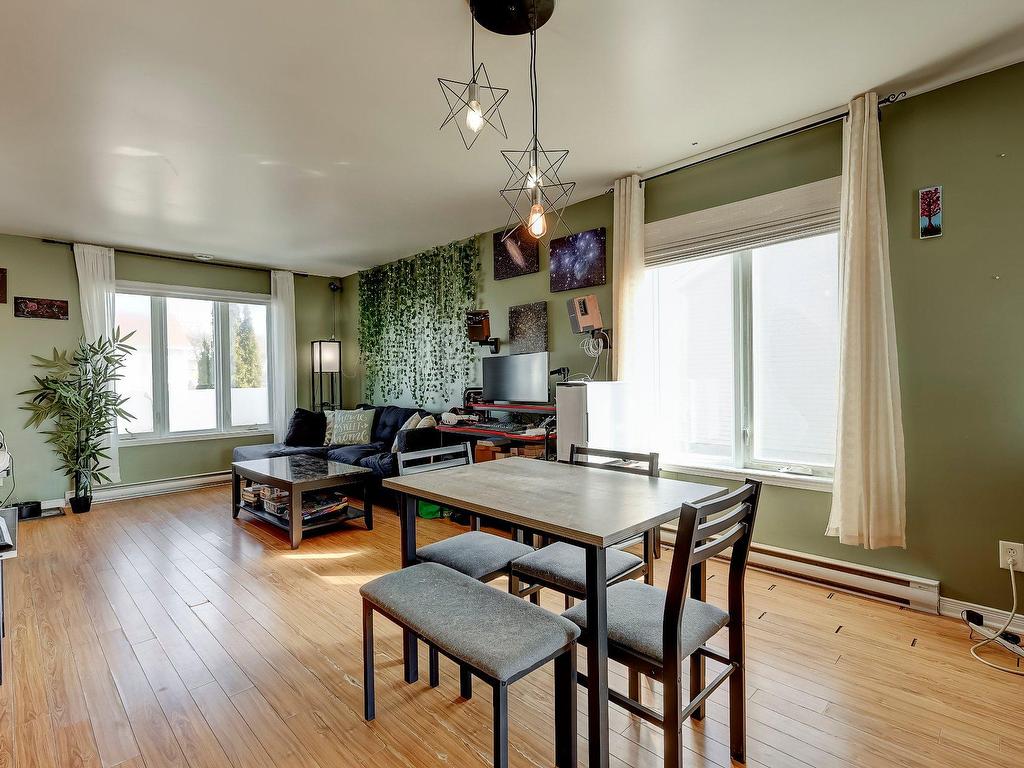 









167


Rue Chagnon

,
Waterloo,




QC
J0E2N0

