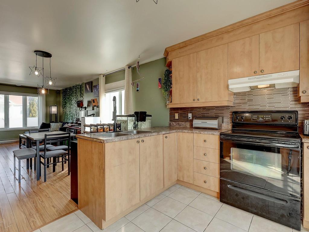 









167


Rue Chagnon

,
Waterloo,




QC
J0E2N0

