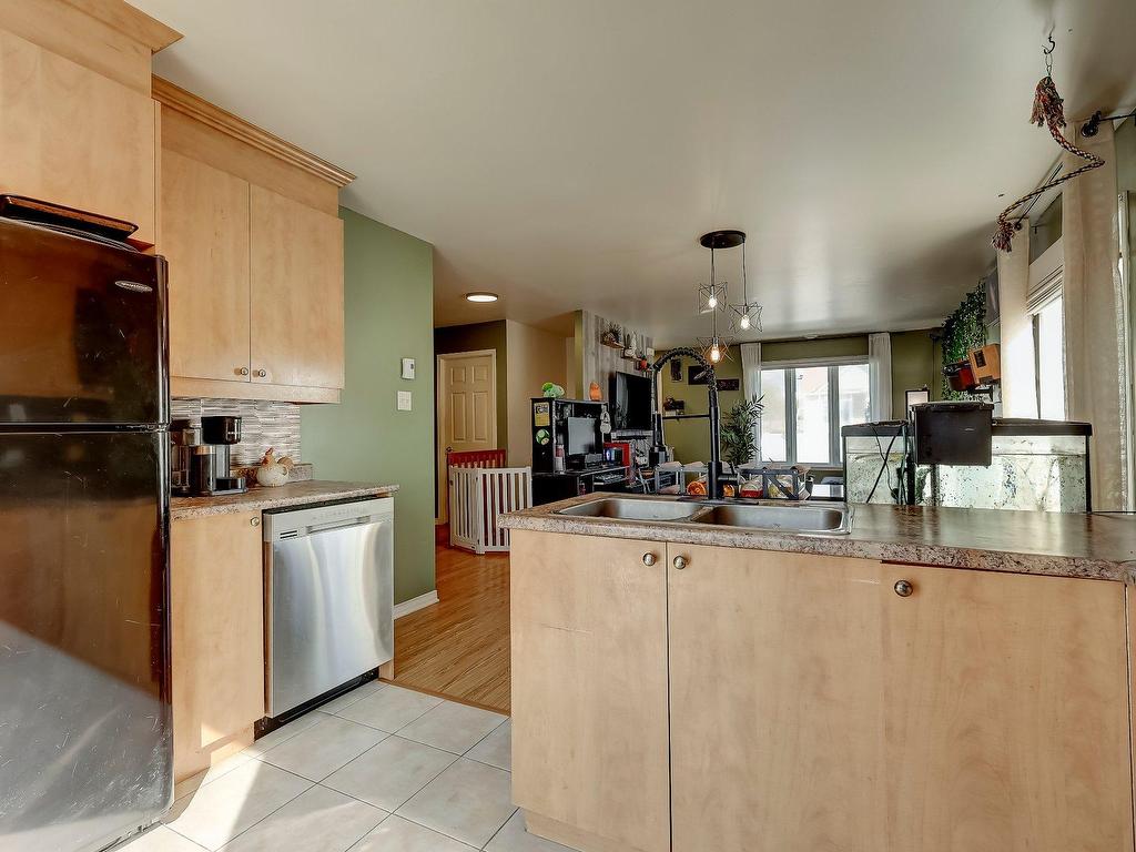 









167


Rue Chagnon

,
Waterloo,




QC
J0E2N0

