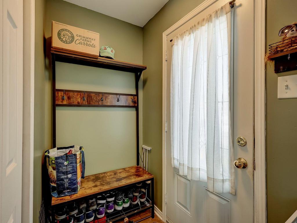 









167


Rue Chagnon

,
Waterloo,




QC
J0E2N0

