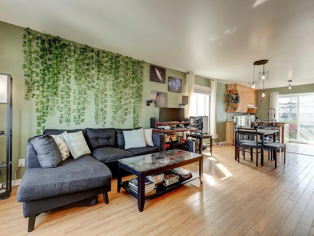 









167


Rue Chagnon

,
Waterloo,




QC
J0E2N0

