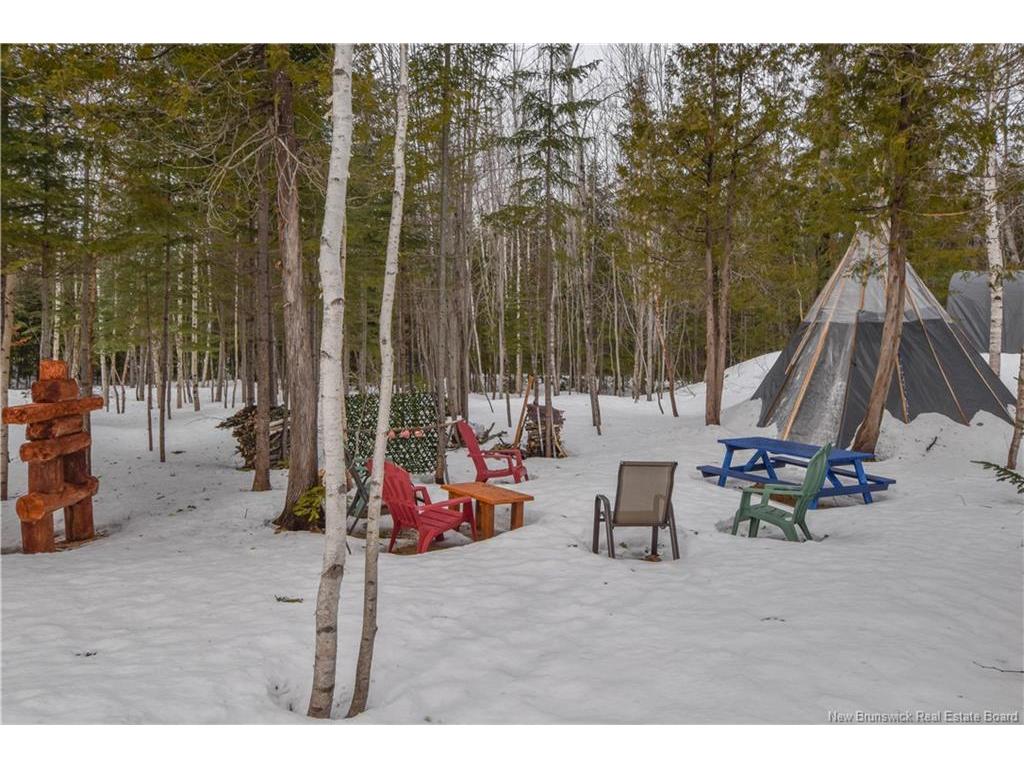 









3586


135

RTE,
Trudel,




NB
E8R 1N6

