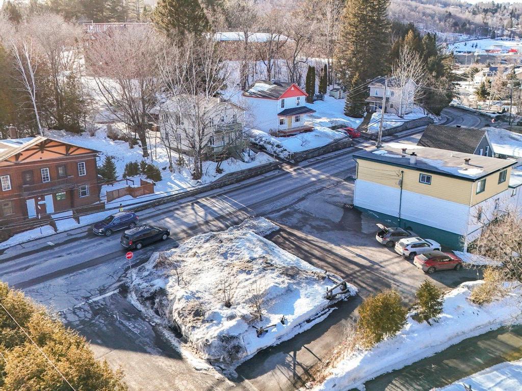 












Rue St-Joseph

,
Sainte-Adèle,







QC
J8B1G5

