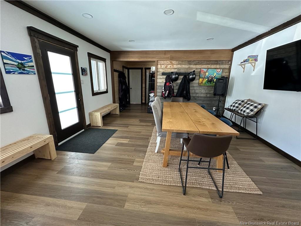 









11


Austin Brook

,
Nepisiguit Falls,




NB
E2A 6W8

