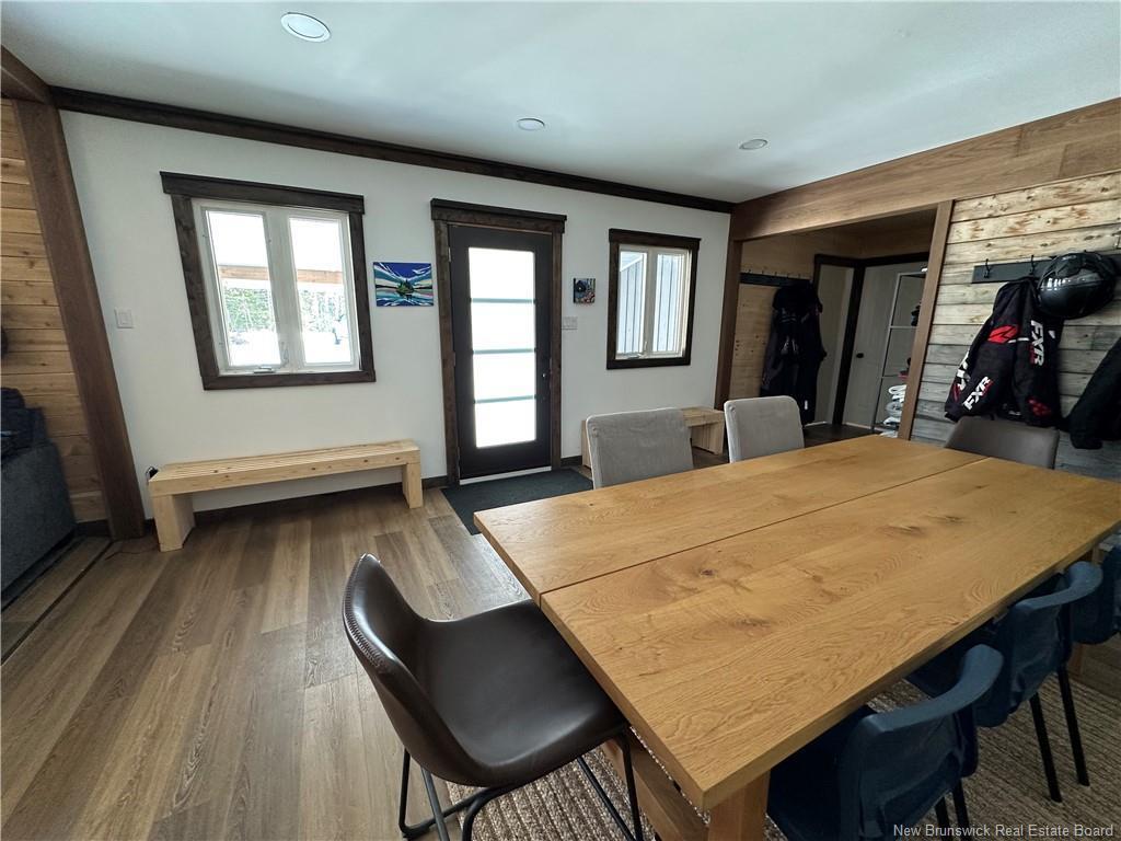 









11


Austin Brook

,
Nepisiguit Falls,




NB
E2A 6W8

