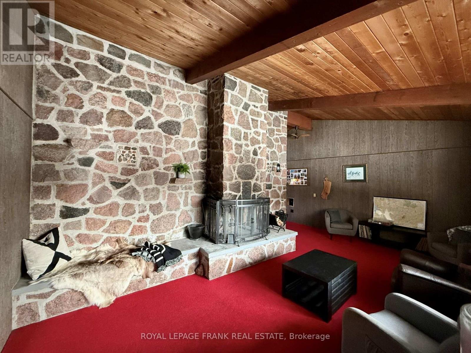 












2567 COUNTY ROAD 36 ROAD

,
Trent Lakes,




Ontario
K0L1J0

