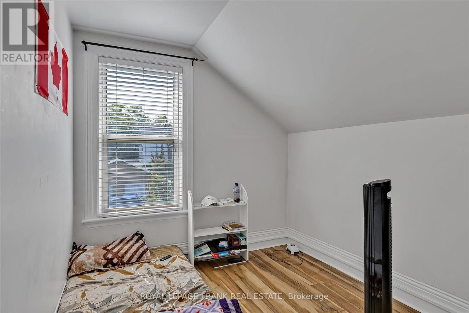 












140 ANTRIM STREET

,
Peterborough Central (North),




Ontario
K9H3G3

