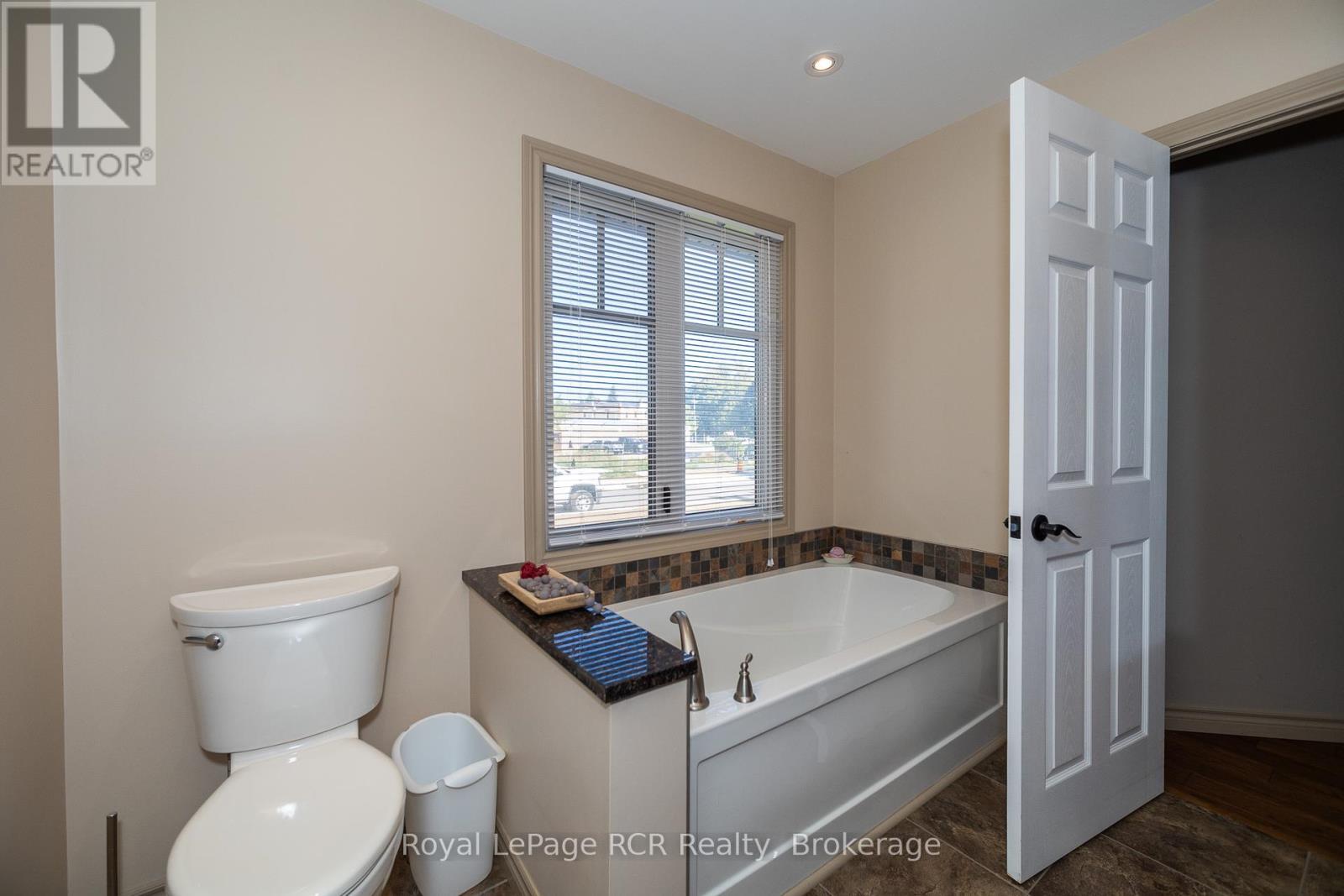 












30 VICTORIA STREET W

,
Southgate,




Ontario
N0C1B0


