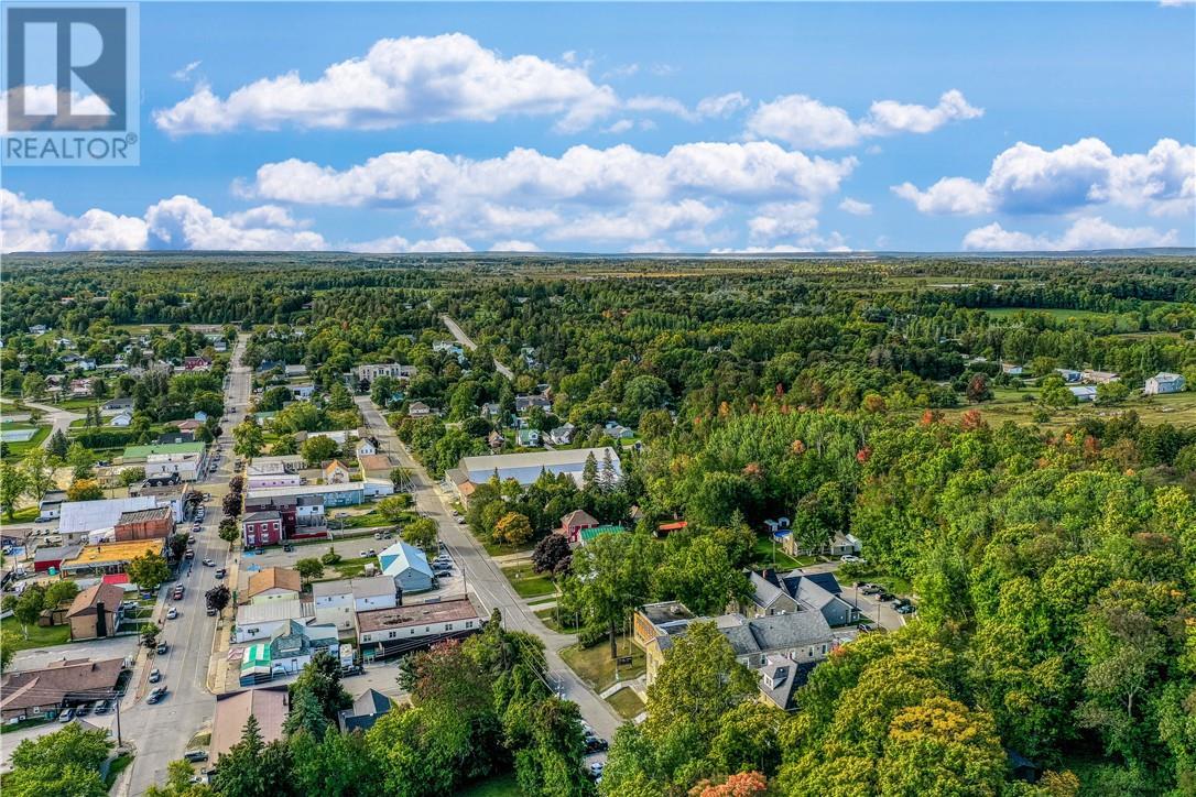 












29 Phipps Street

,
Gore Bay, Manitoulin Island,




Ontario
P0P1H0

