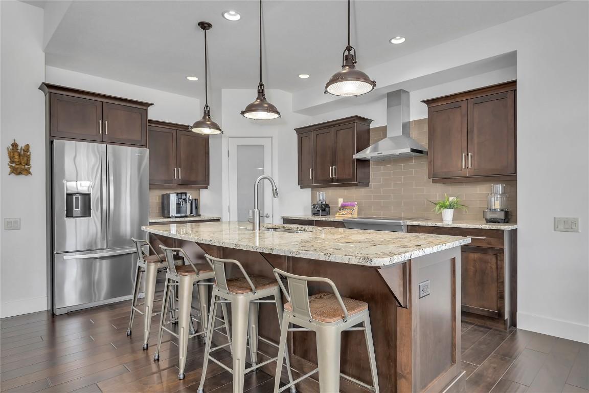 









2147


Madera

Court,
West Kelowna,




BC
V4T 3H7


