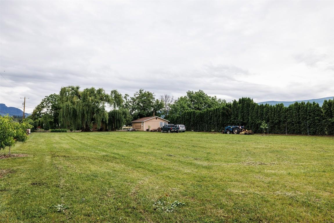 









1789


Munson

Road,
Kelowna,




BC
V1W 2G8

