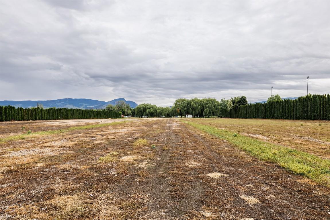 









1789


Munson

Road,
Kelowna,




BC
V1W 2G8

