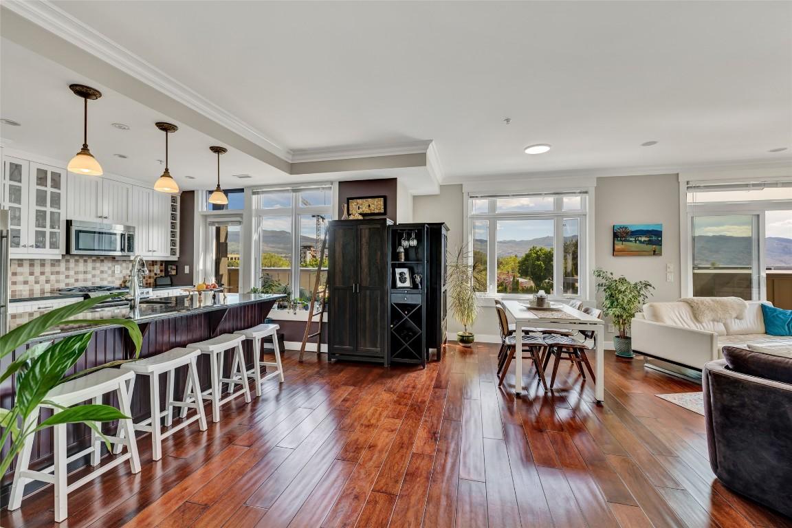 









2901


Abbott

Street, 305,
Kelowna,




BC
V1Y 1G7

