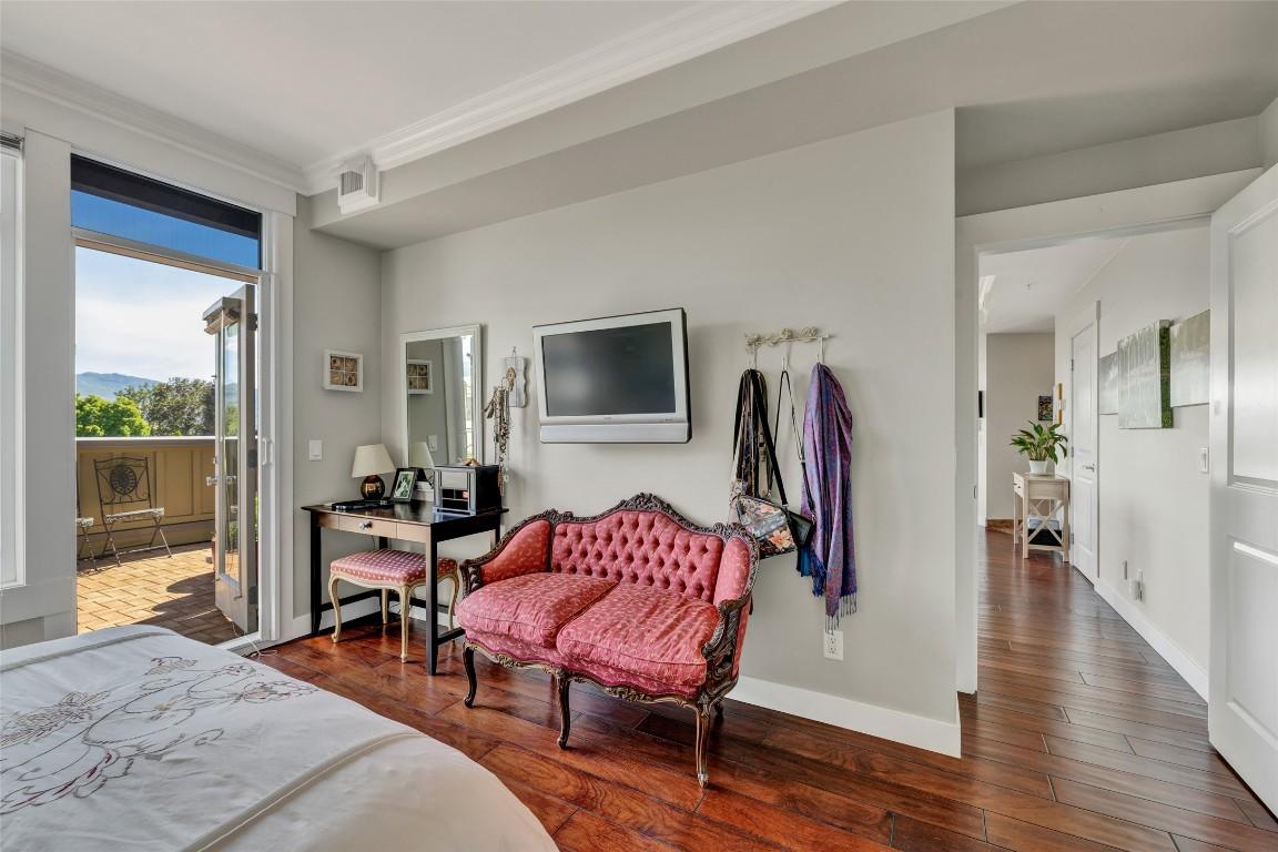 









2901


Abbott

Street, 305,
Kelowna,




BC
V1Y 1G7

