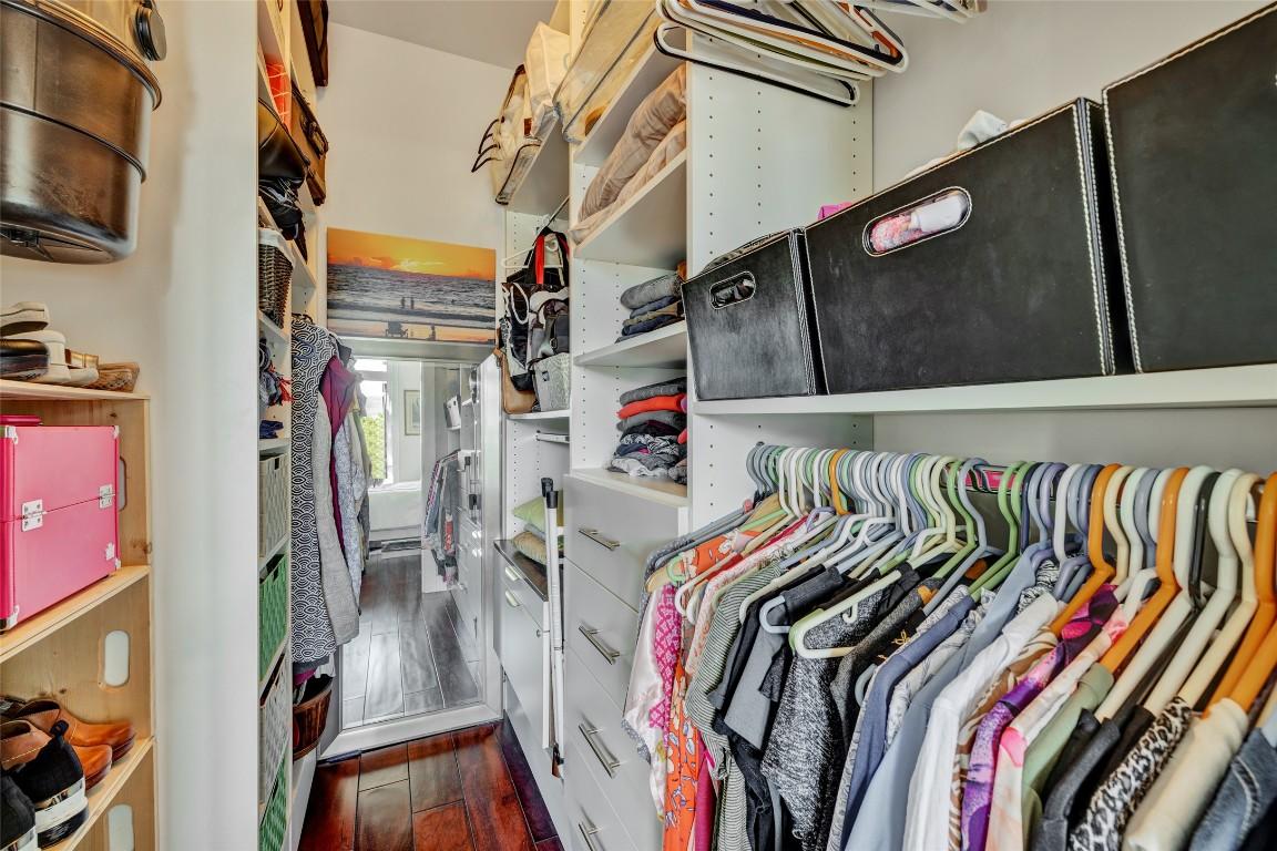 









2901


Abbott

Street, 305,
Kelowna,




BC
V1Y 1G7

