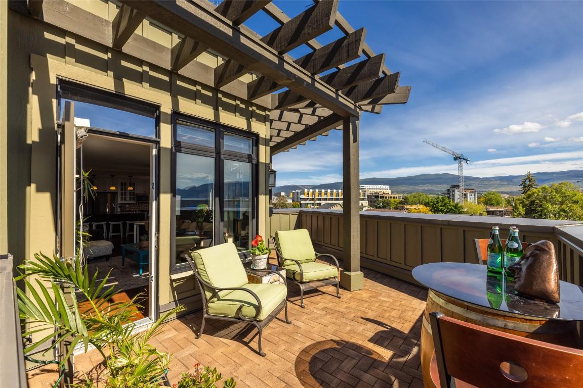 









2901


Abbott

Street, 305,
Kelowna,




BC
V1Y 1G7

