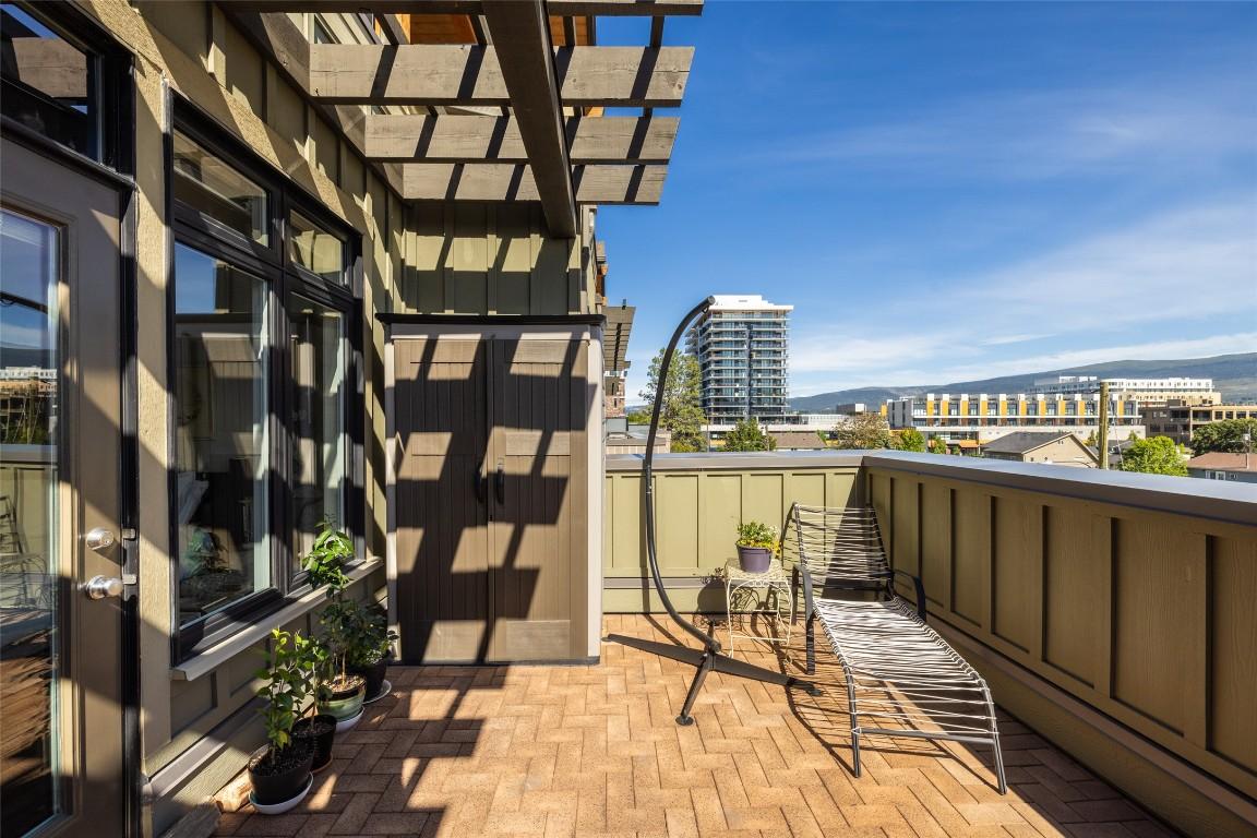 









2901


Abbott

Street, 305,
Kelowna,




BC
V1Y 1G7

