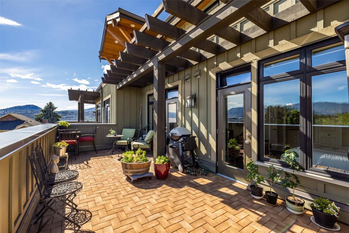 









2901


Abbott

Street, 305,
Kelowna,




BC
V1Y 1G7

