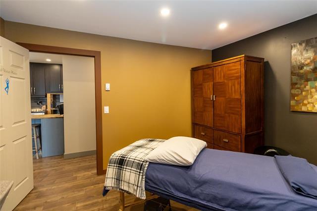 









485


St Anne's

RD, 2,
Winnipeg,




MB
R2M 3E2

