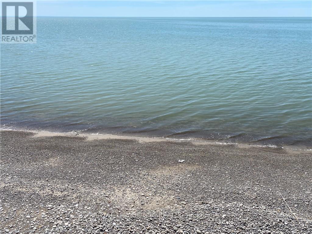 












555 EDGEWATER PLACE

,
Haldimand,




Ontario
N1A2W8

