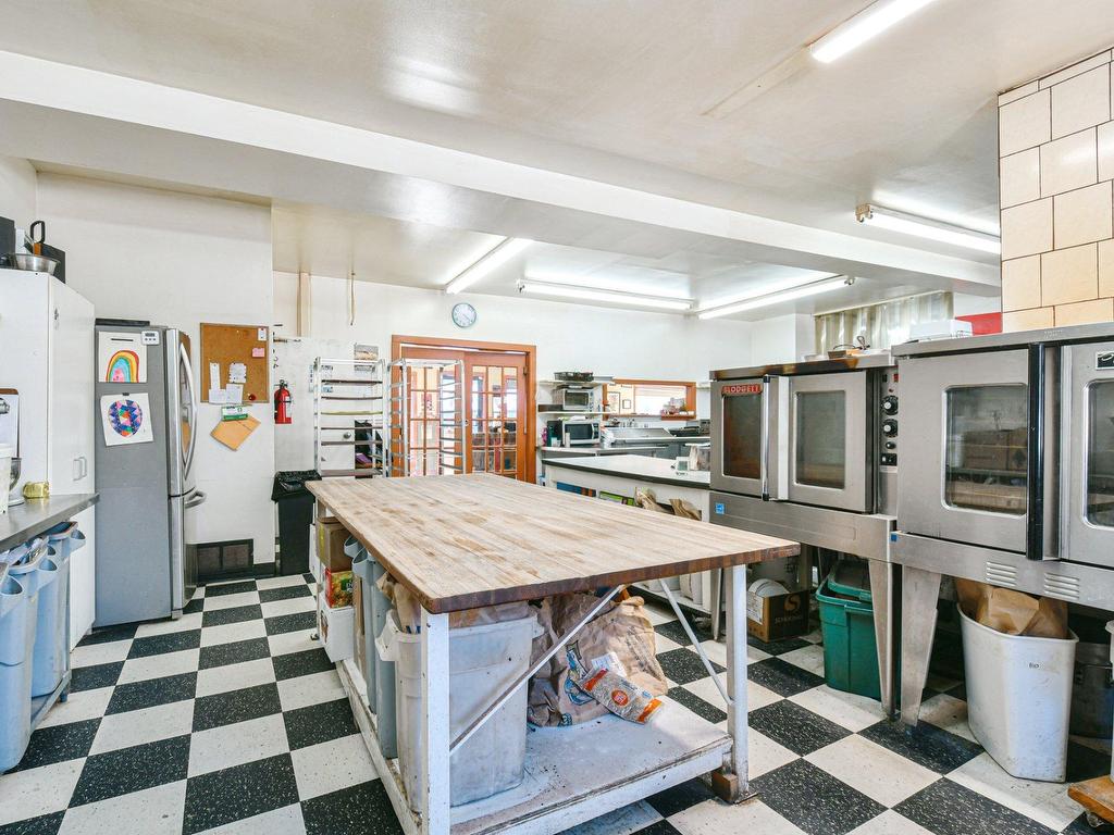 









1395

 - 1405


Rue St-Joseph

,
Sainte-Adèle,




QC
J8B1G5

