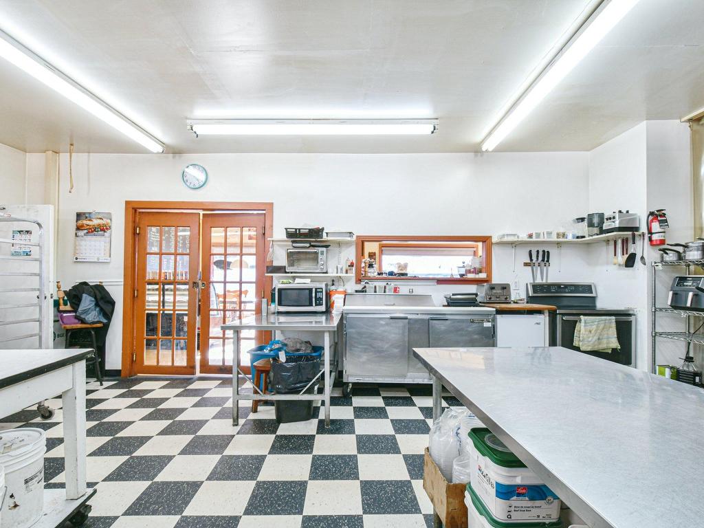 









1395

 - 1405


Rue St-Joseph

,
Sainte-Adèle,




QC
J8B1G5

